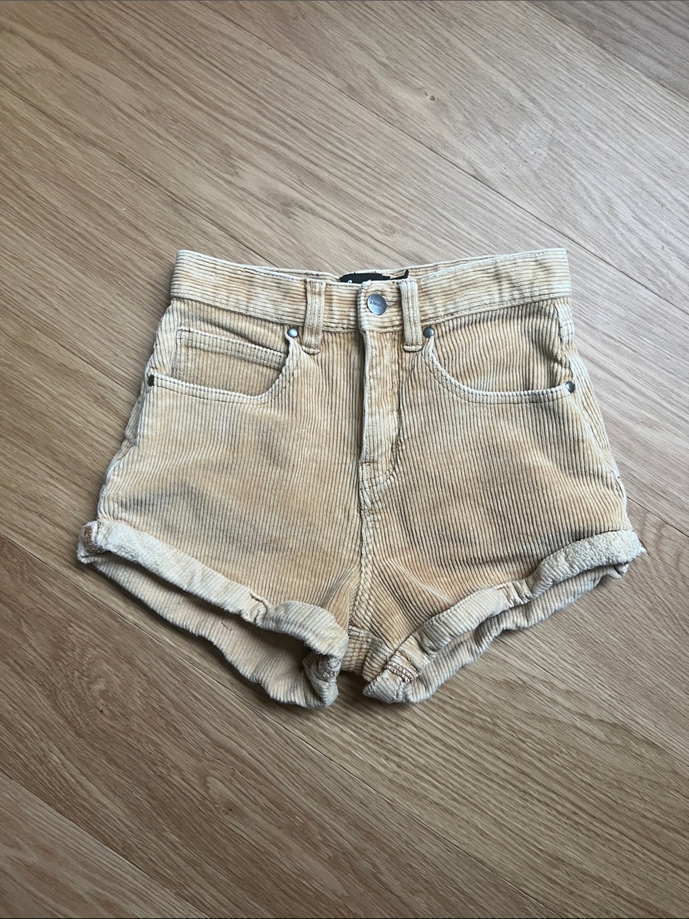 Afends Women’s Tyler High Waist Corduroy Shorts in Light Tan size 2